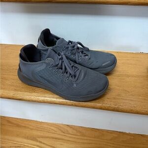 Nike Men's Charcoal Sneakers